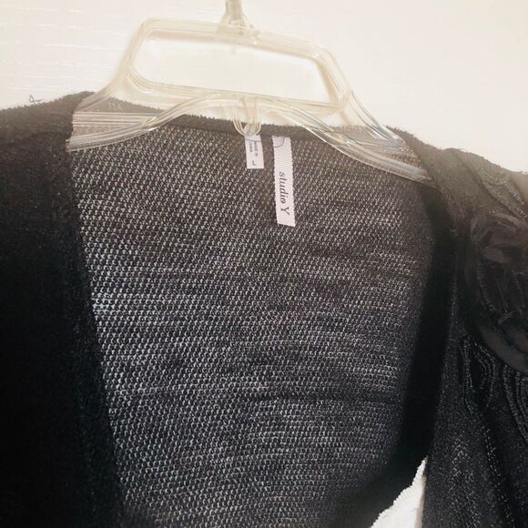 Maurices cardigan floral shoulder, L - Picture 2 of 9